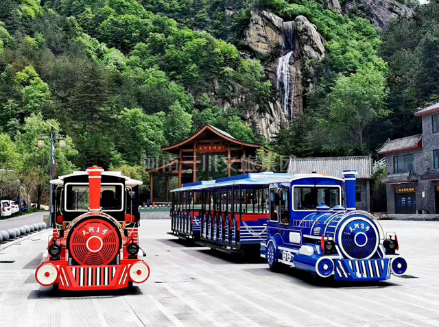 無軌觀光小火車多少錢一臺,無軌觀光小火車多少錢,景區(qū)小火車多少錢一輛,游樂小火車多少錢一臺