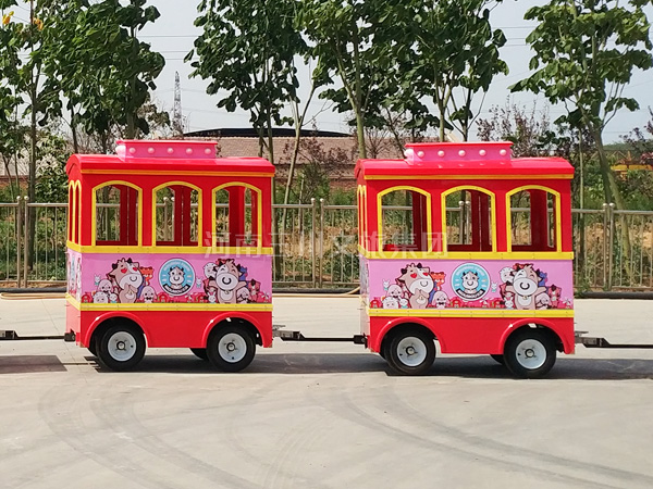 哞哞車無軌觀光小火車,景區(qū)無軌觀光小火車廠家,兒童無軌觀光小火車價格