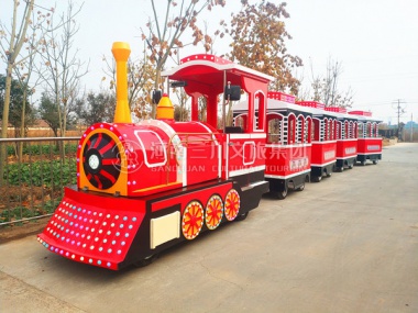 粉紅小型觀光小火車,景區(qū)觀光小火車廠家,旅游觀