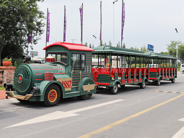 大型軍旅無(wú)軌觀光火車(chē),軍旅無(wú)軌觀光火車(chē),旅游無(wú)軌觀光火車(chē)廠(chǎng)家
